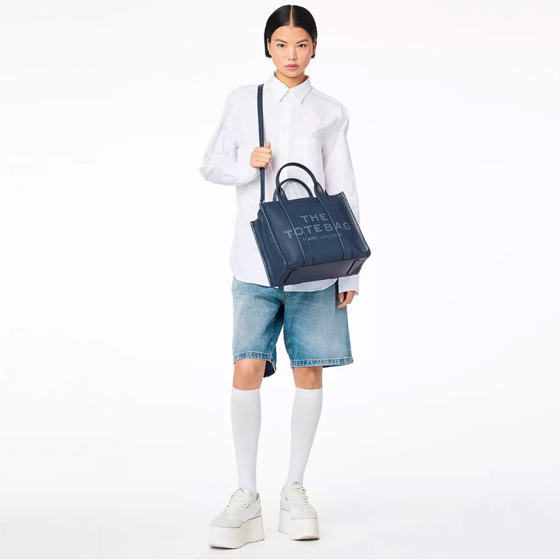 Сумка Marc Jacobs The Leather Medium Tote Bag – Blue Sea