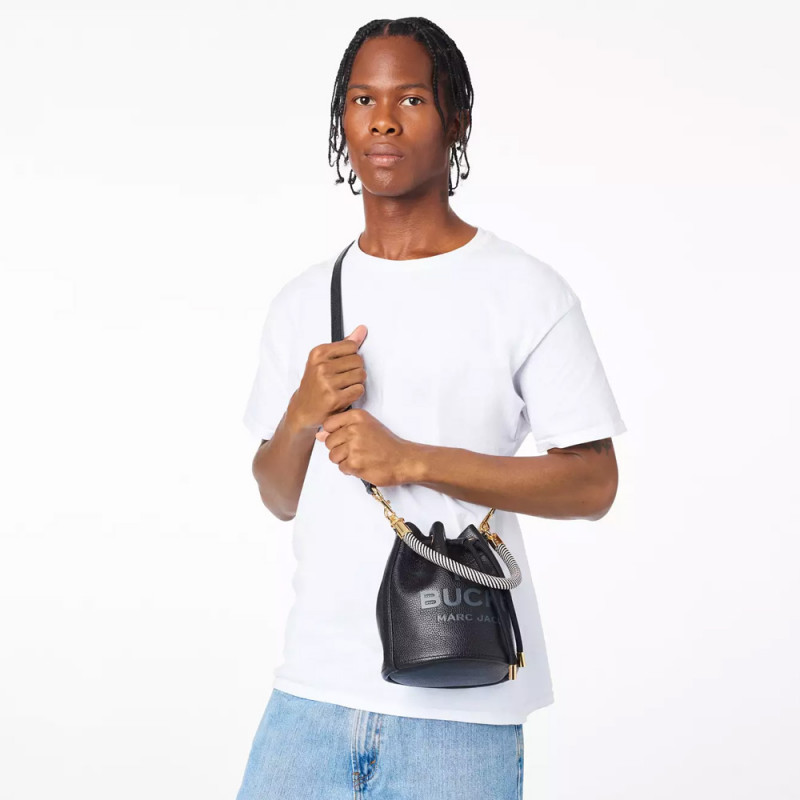 Сумка Marc Jacobs The Leather Mini Bucket Bag - Black