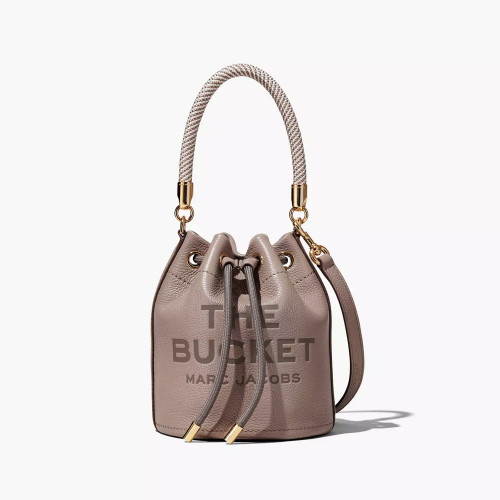 Сумка Marc Jacobs The Leather Mini Bucket Bag - Cement