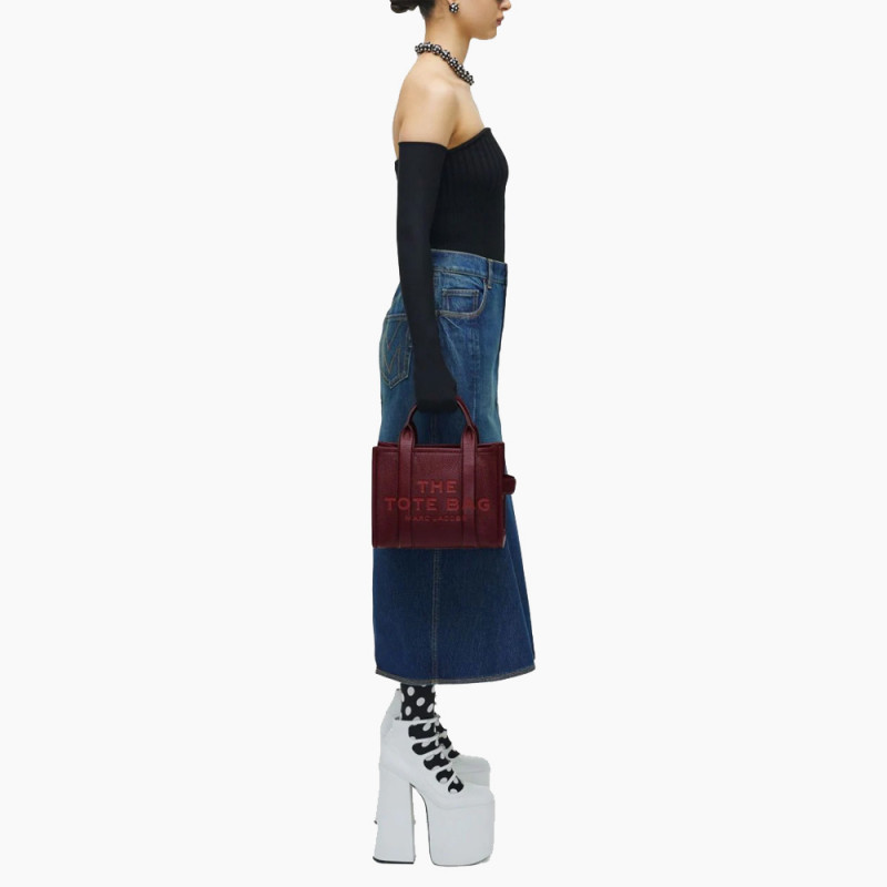 Marc Jacobs The Leather Small Tote Bag – Cherry
