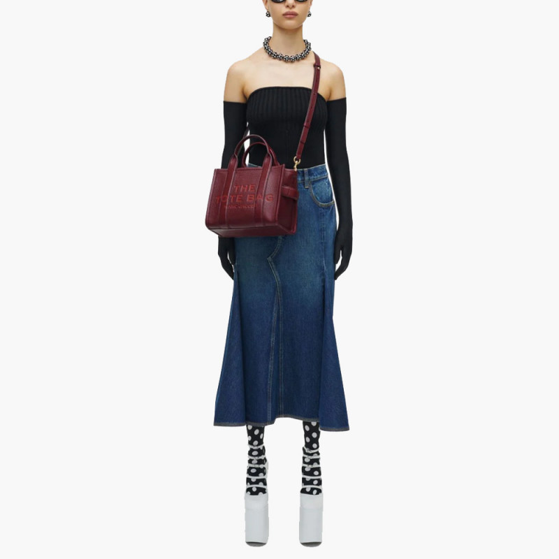 Marc Jacobs The Leather Small Tote Bag – Cherry