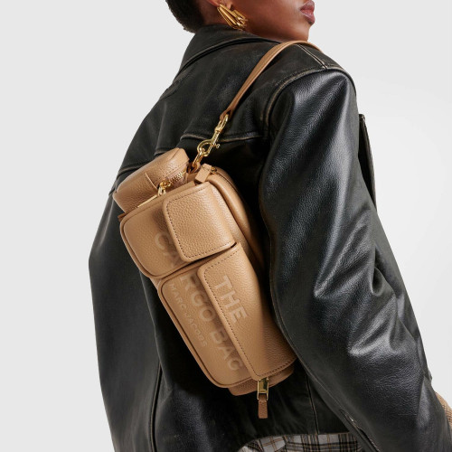Сумка Marc Jacobs The Leather Cargo Bag - Camel